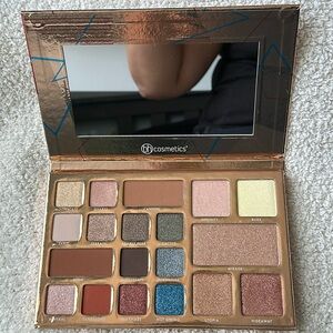 BNIB BH Cosmetics Desert Oasis Eyeshadow Palette
